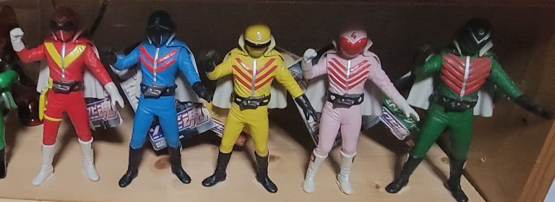戦隊ヒーローゴレンジャー アクションフィギュアセット当時物 未開封】ゴレンジャー アクションフィギュア 3体セット - メルカリ
