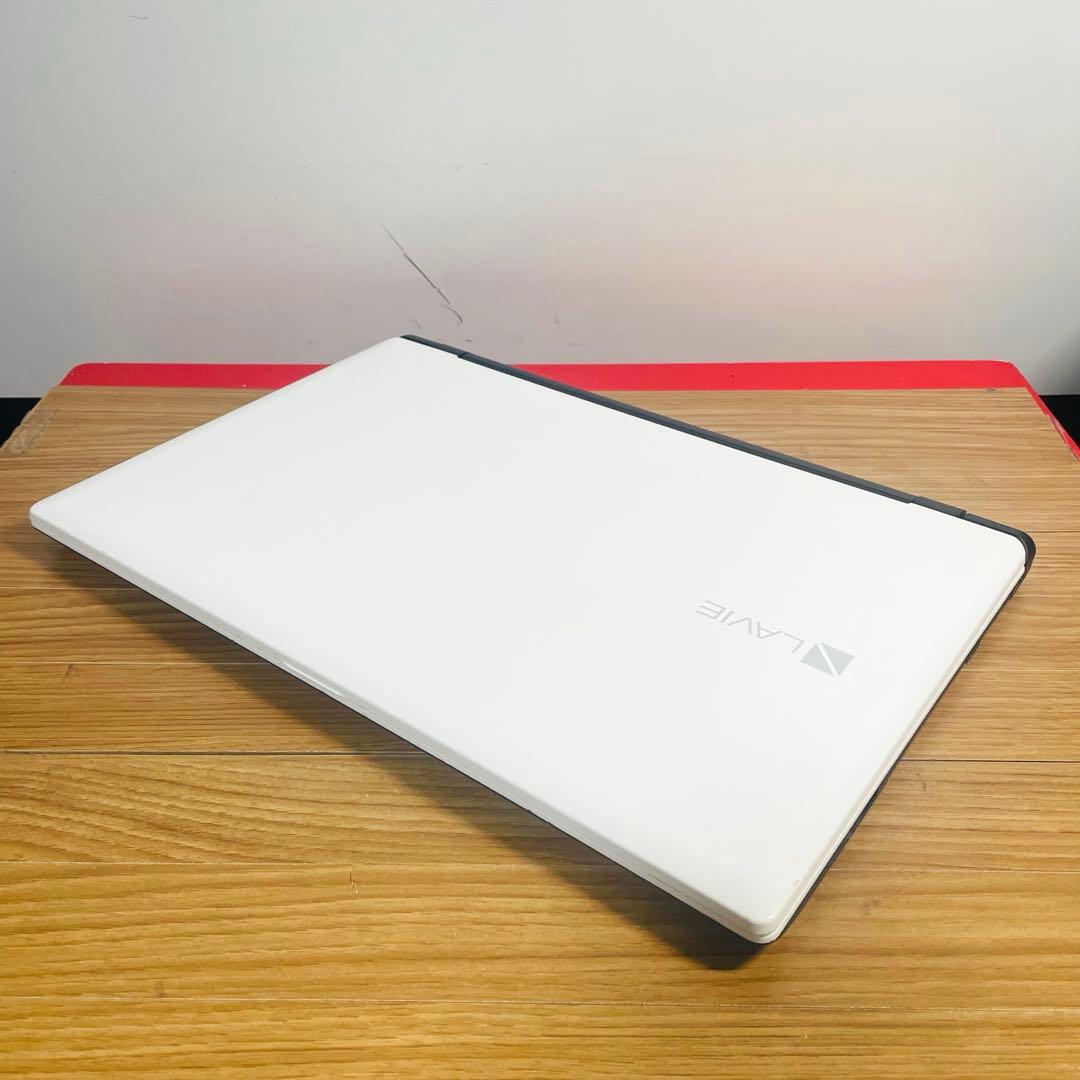 すぐ使える設定済み 美麗ホワイトSSD256メモリ8ギガカメラwin11