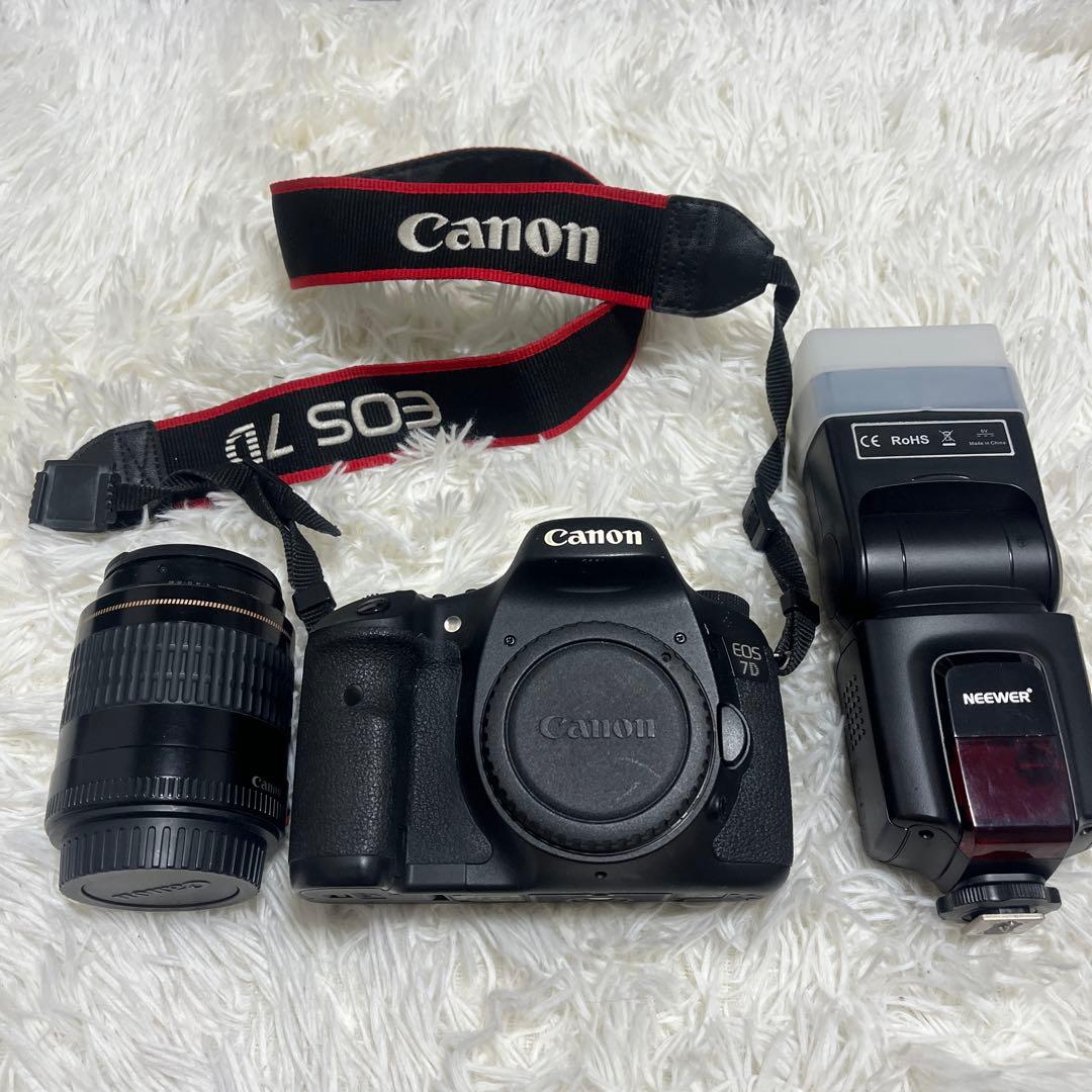 Canon EOS 7D デジタル一眼レフカメラセット　バッテリーなし Canon EOS 7D デジタル一眼レフカメラセット バッテリーなし