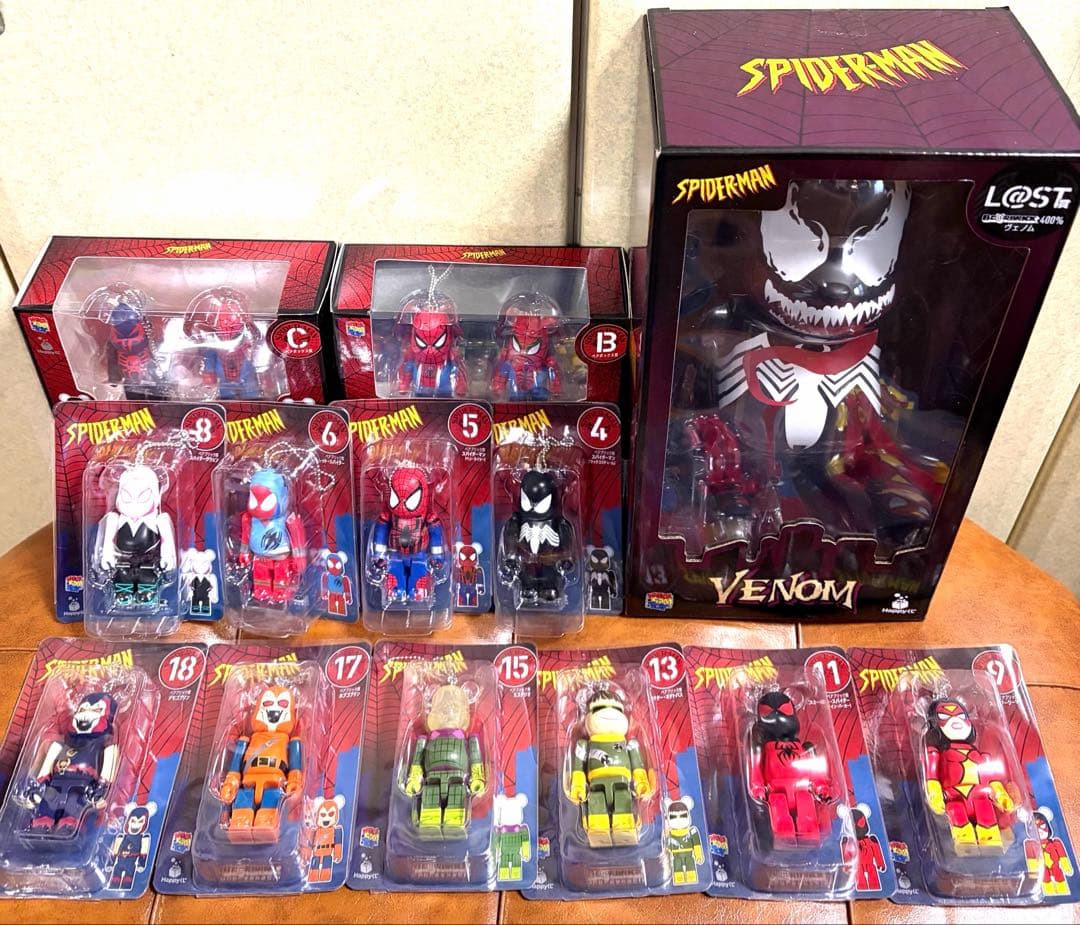 ベアブリック スパイダーマンシリーズ ヴェノム400% セット - メルカリ