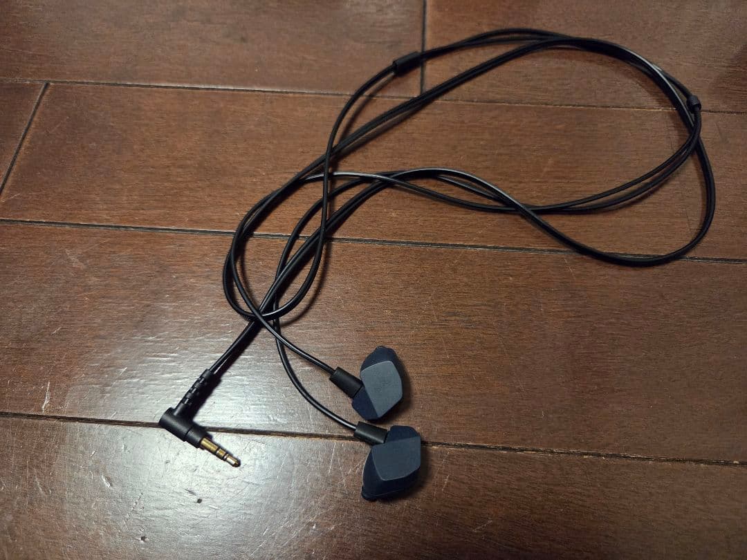 final A4000 ダークネイビー イヤホンの通販はau PAY マーケット