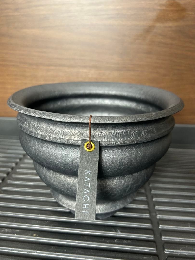 カタチ製作所 新品未使用 Mederu pot ベル Lサイズ レザーブラック