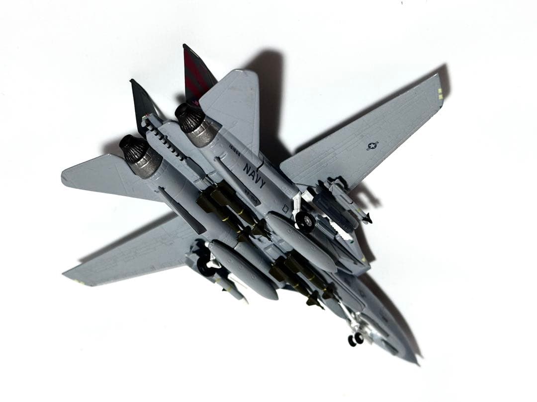 GULLIVER 1/200 F-14 TOMCAT VF-154 - メルカリ