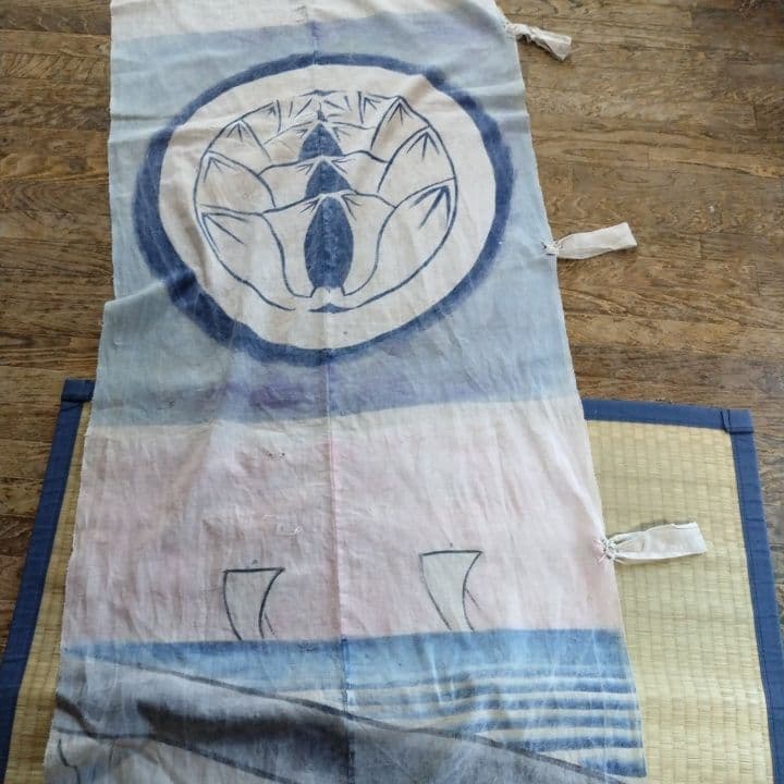 襤褸古布明治時代 のぼり旗手書き、珍品 家紋 襤褸古布藍染