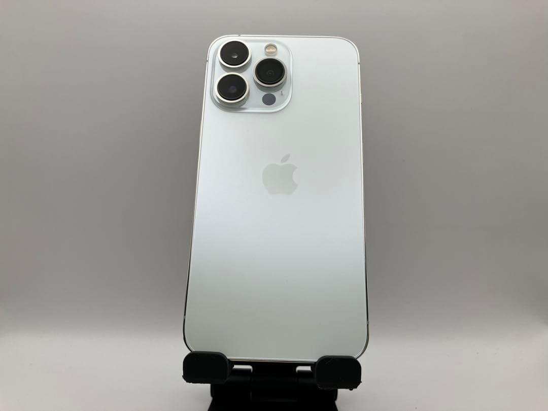 iPhone 13 Pro シルバー 256GB 中古品 - メルカリ