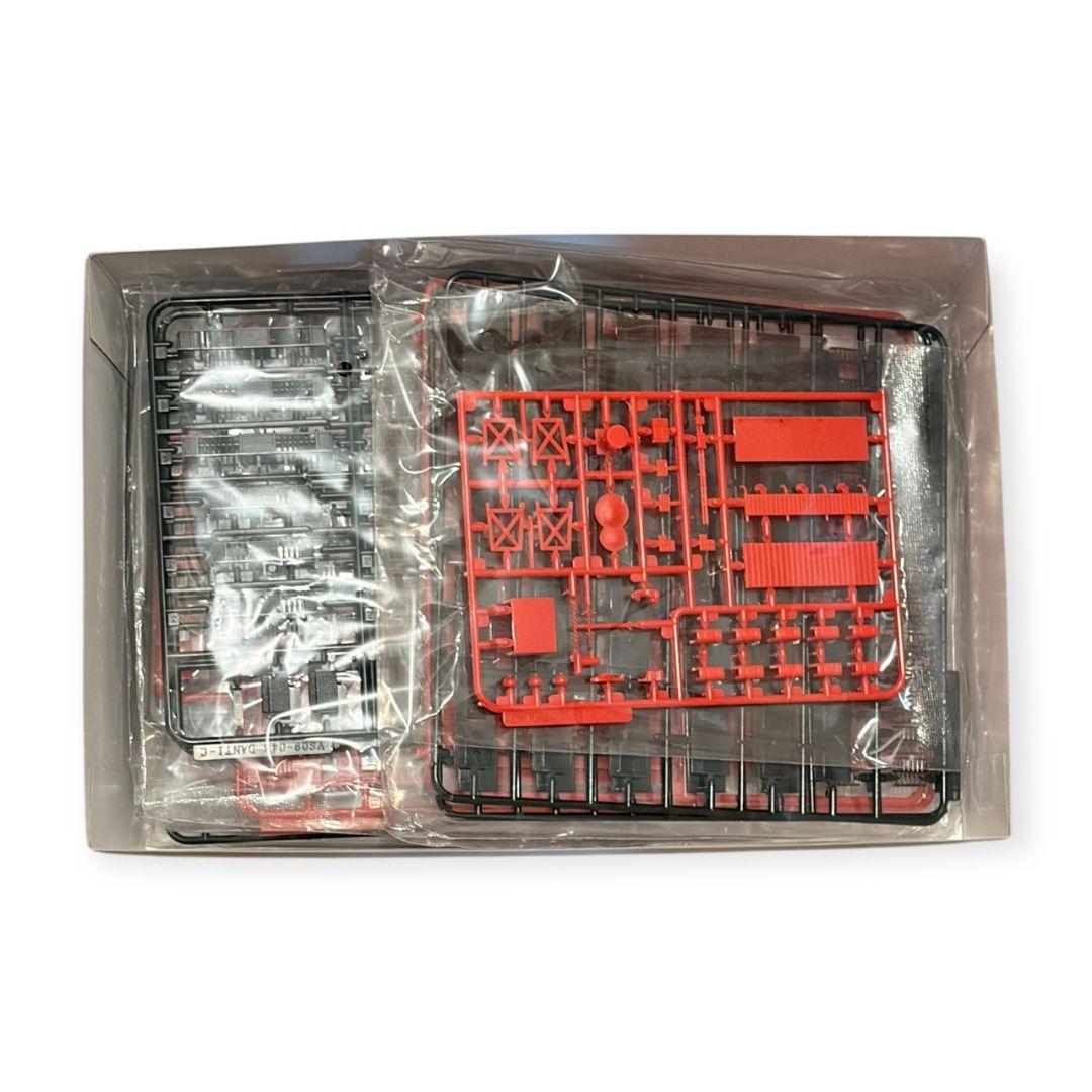 新品未組立】エヴァンゲリオン展 VISUAL WORKS 「コア化した、団地