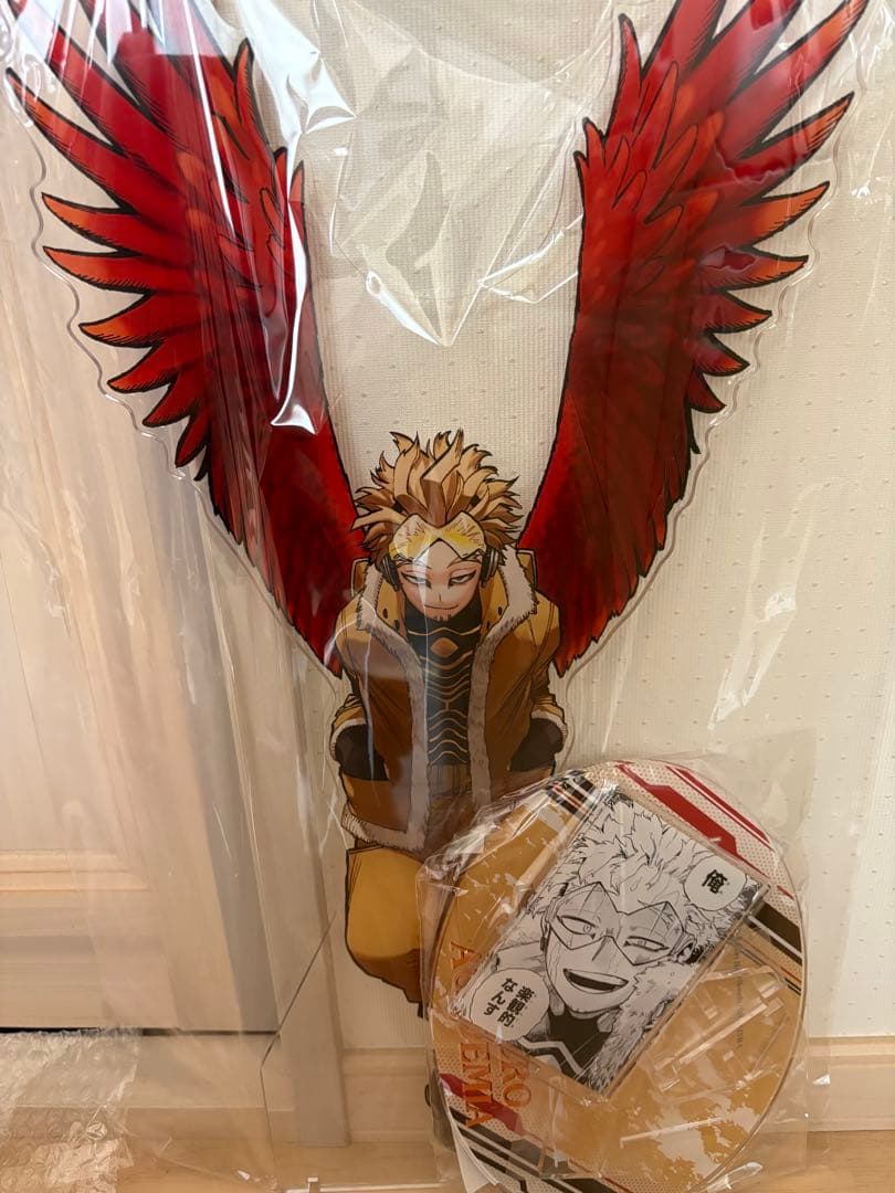 僕のヒーローアカデミア ホークス アクリルgigaフィギュア - メルカリ