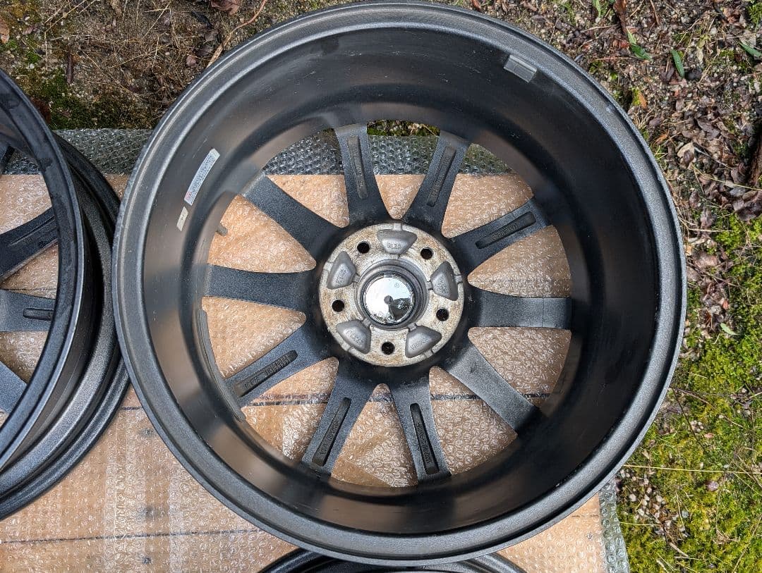 マナレイスポーツ　ユーロスピード　17インチ　7.0J　114.3　5穴　4本