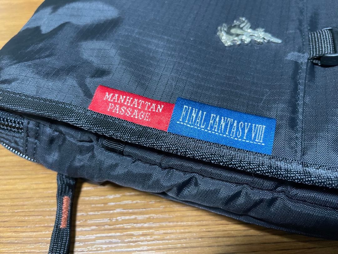 希少】ファイナルファンタジーXIII マンハッタンパッセージ ショルダー