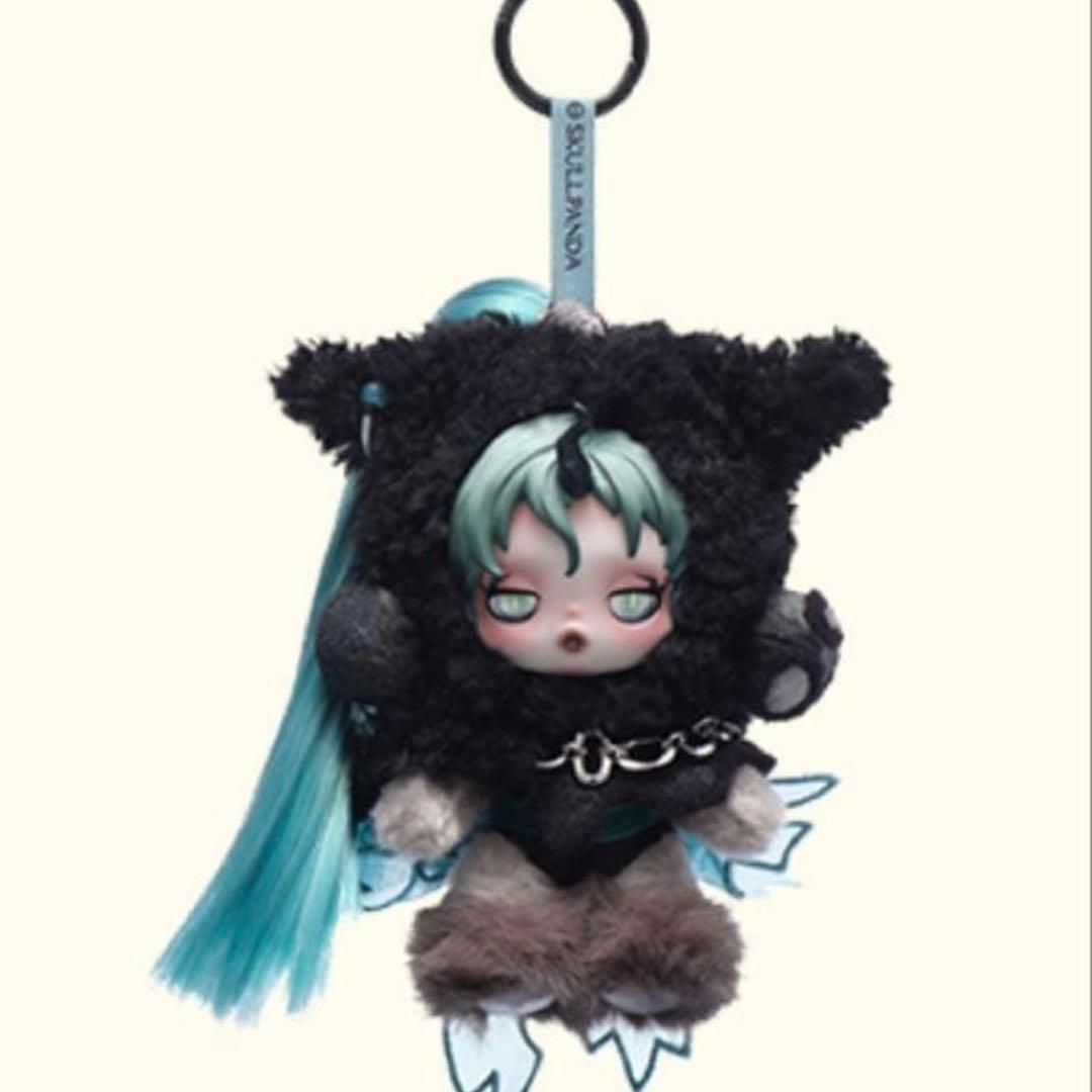 SKULLPANDA My Little Pony QueenChrysalis - メルカリ