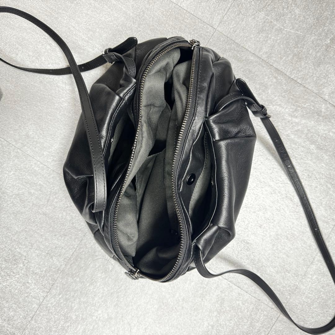 イアパピヨネ コロンボストンバッグ ブラック - メルカリ