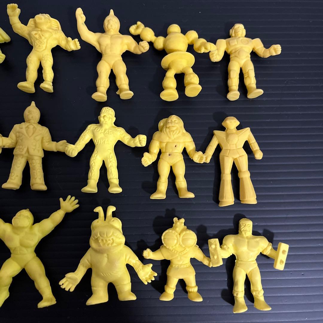 80年代当時物⭐︎アマダ キン消し 黄 18体セット - メルカリ