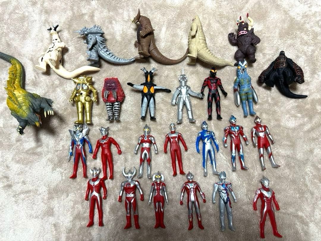 ウルトラマン　フィギュアセット　怪獣あり ウルトラ怪獣シリーズ 134 デストルドス｜ウルトラマンおもちゃウェブ