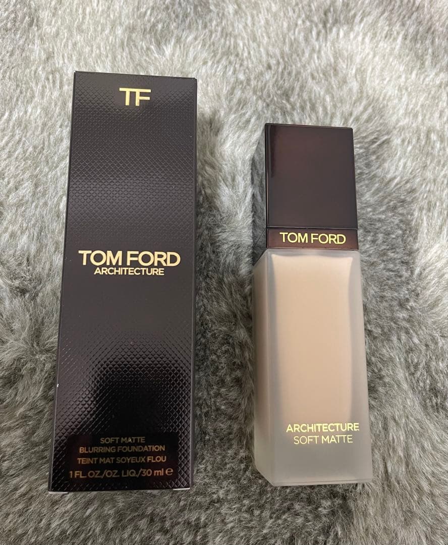 【新品未使用】トムフォード ブラーリングファンデーションROSE 30ml 2404tf009fdt_001.jpg