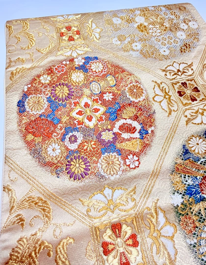 高級 袋帯 正絹 六通柄 花紋様 ゴールド 訪問着 留袖 色無地 約35万円