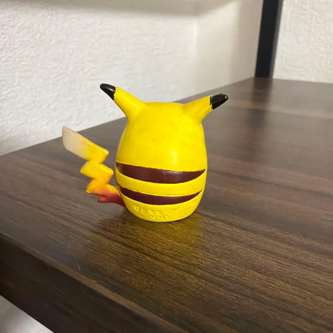 モンコレ ピカチュウ 初期 レトロ - メルカリ