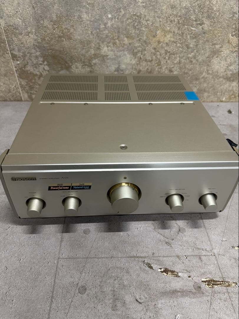 Pioneer パイオニア プリメインアンプ A-05 ステレオアンプ 現状品 PIONEER A-05 .+ 業務用みたいな真面目さが光るコンシューマーモデル。+.