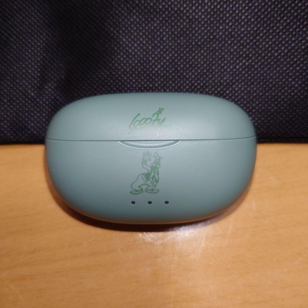 グーフィー ワイヤレスイヤホン ディズニーストア JVC - メルカリ