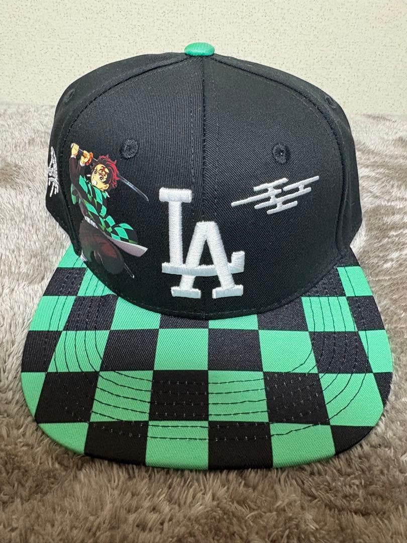 球場限定】鬼滅の刃 竈門炭治郎 × MLBドジャース キャップ 大谷翔平