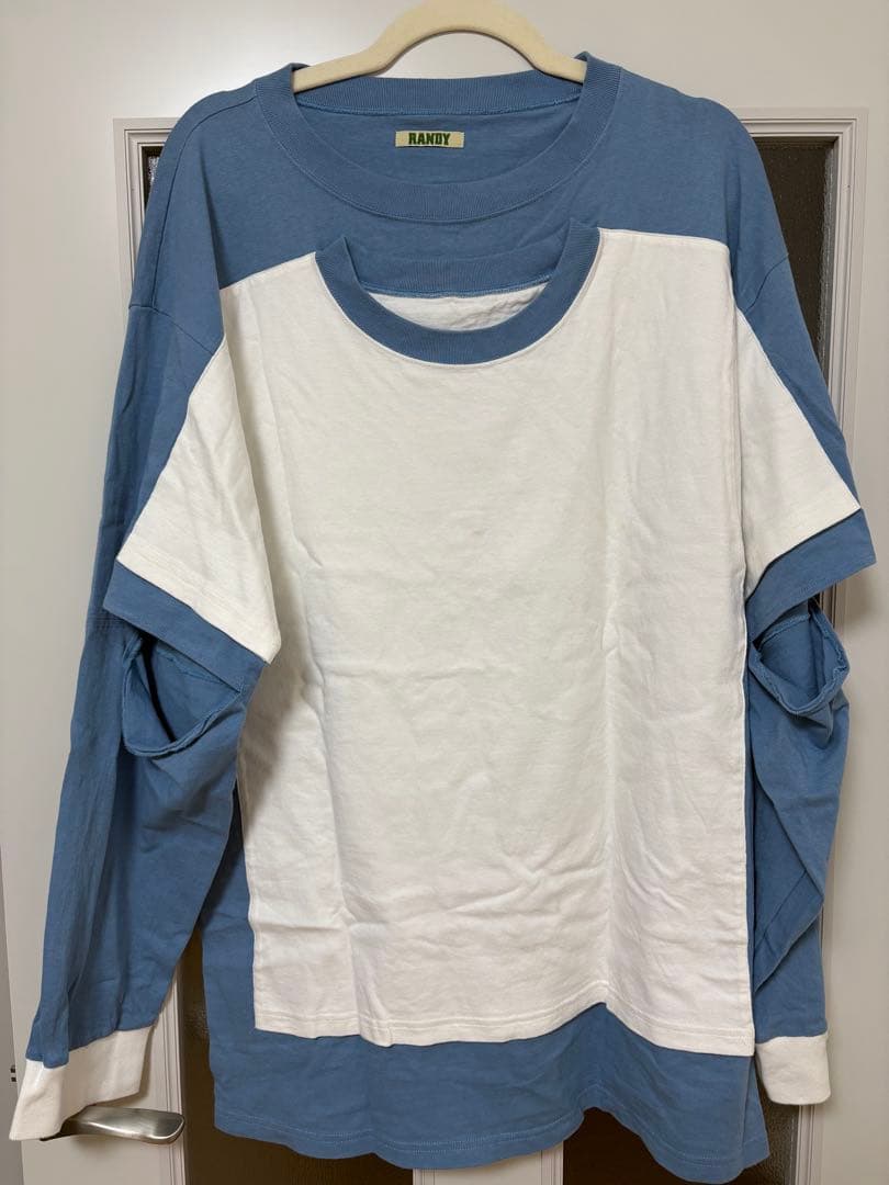 トップス RANDY HANG White Blue SAINT Mxxxxxx Pam Long Sleeve T-Shirt | Light Blue | SVD USA