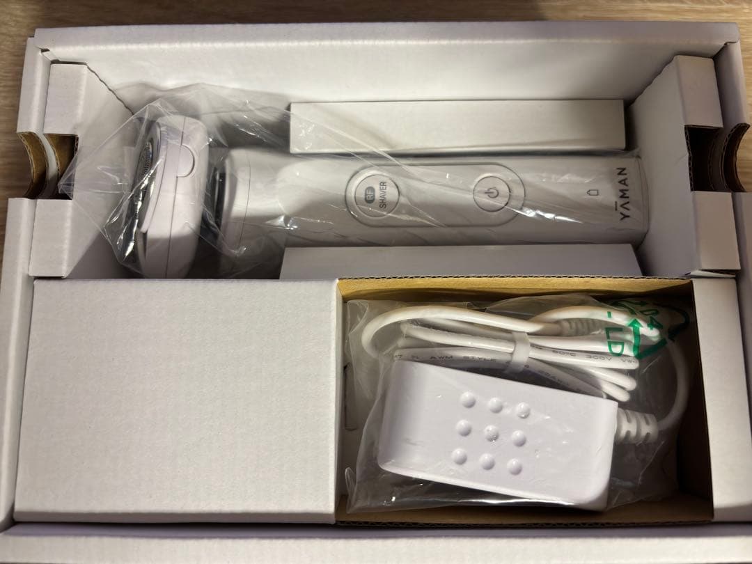 YAMAN ホットシェイブスキンプロ　ホワイト ホットシェイブ スキンプロ』温めて剃る、使うたび、美肌。 | 敏感肌用