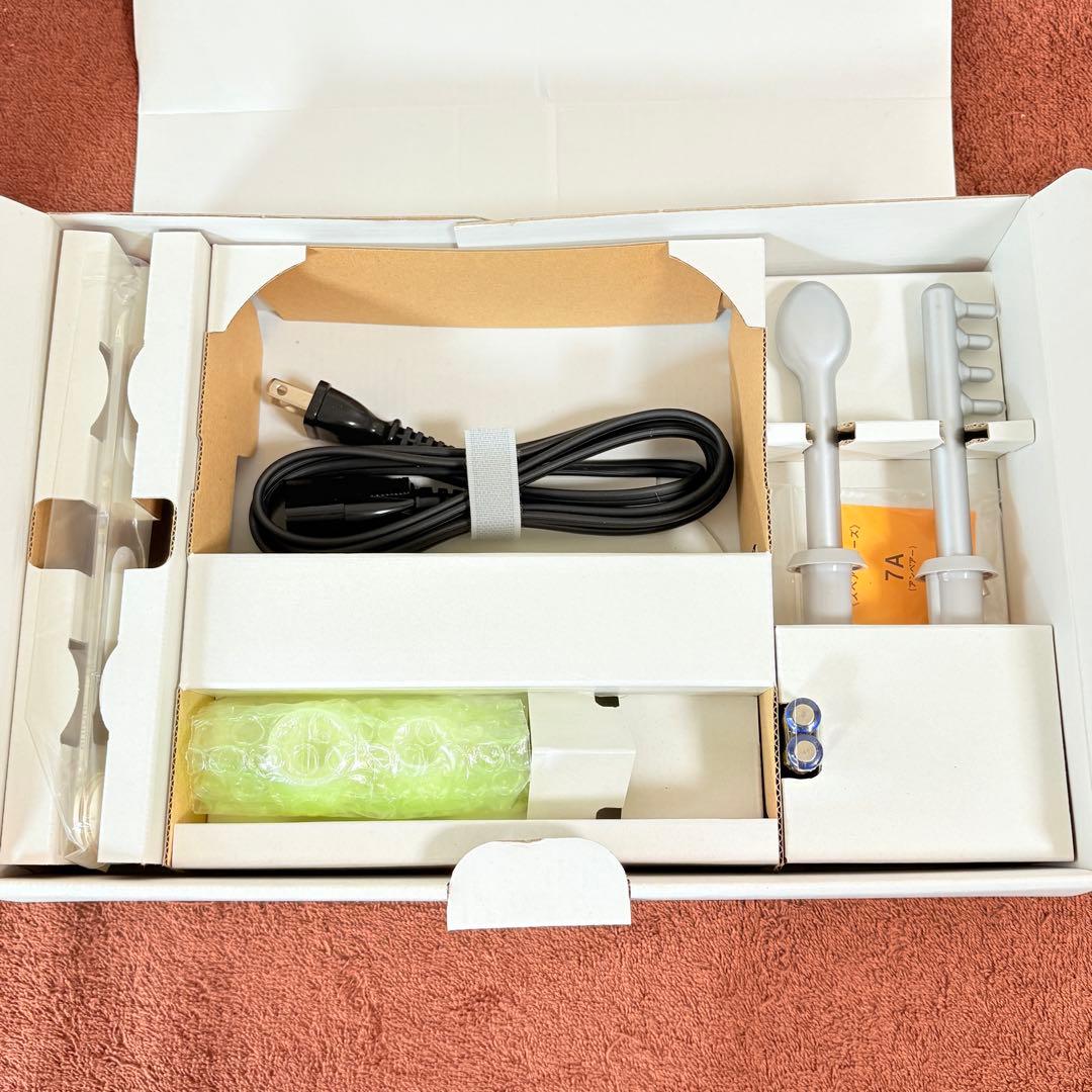 サキナ 美顔器 ビジュー 新品未使用 ウォッシングフォーム クレマサ