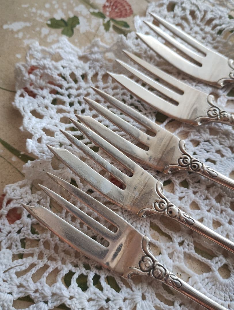ヒルデスハイムローズ バラ装飾ヴィンテージフォーク5本セット 刻印あり