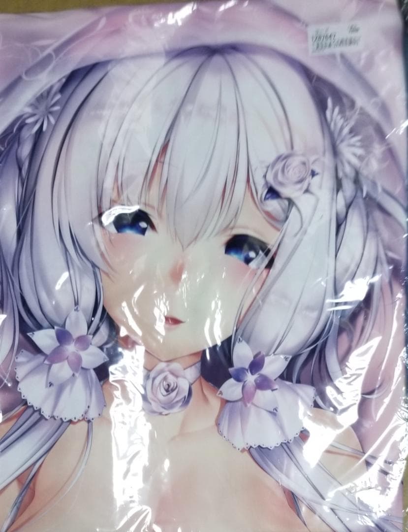出席番号26 にろ　アズールレーン イラストリアス 抱き枕カバー