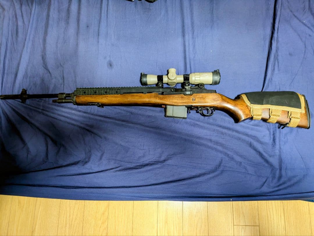 マルイM14電動ガンカスタム　ウッドストック　スコープ着き　ケース、マガジン多数 マルイM14電動ガンカスタム ウッドストック スコープ着き ケース