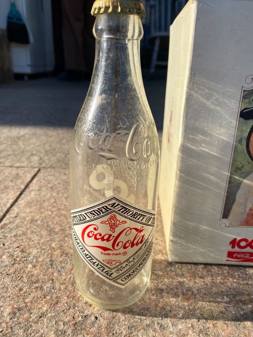 Coca-Cola ガラスボトル 6本100周年記念箱付 - メルカリ