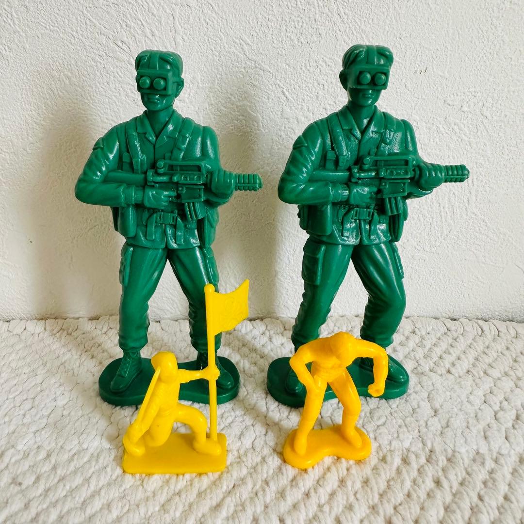 トイストーリー グリーンアーミーメン フィギュア 4体セット - メルカリ