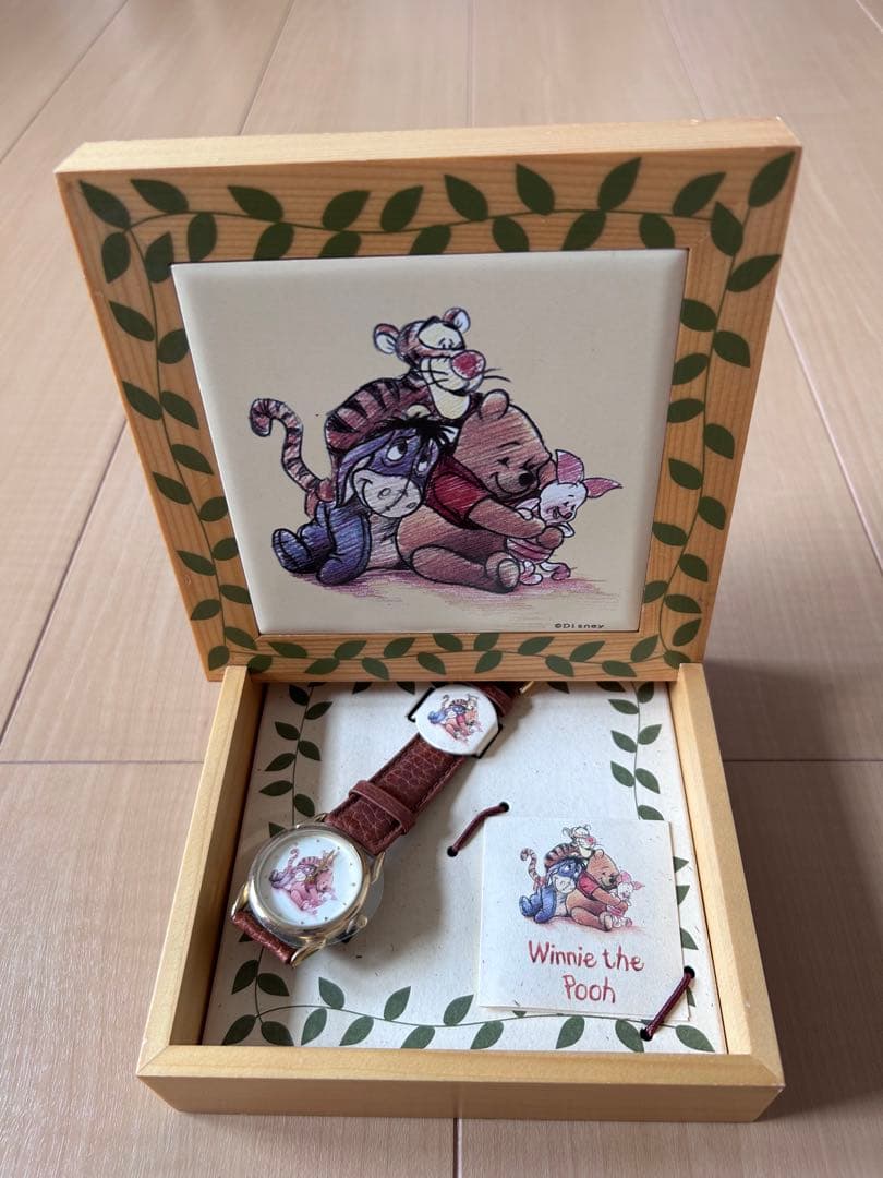 限定2500 ディズニー プーさん 腕時計<値下げ交渉可> 引越処分値引交渉可]新品未使用 くまのプーさん ディズニー 腕時計