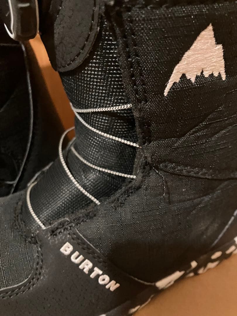 美品 Burton 子ども用スノーボードブーツ GROM 20.5cm 箱付き