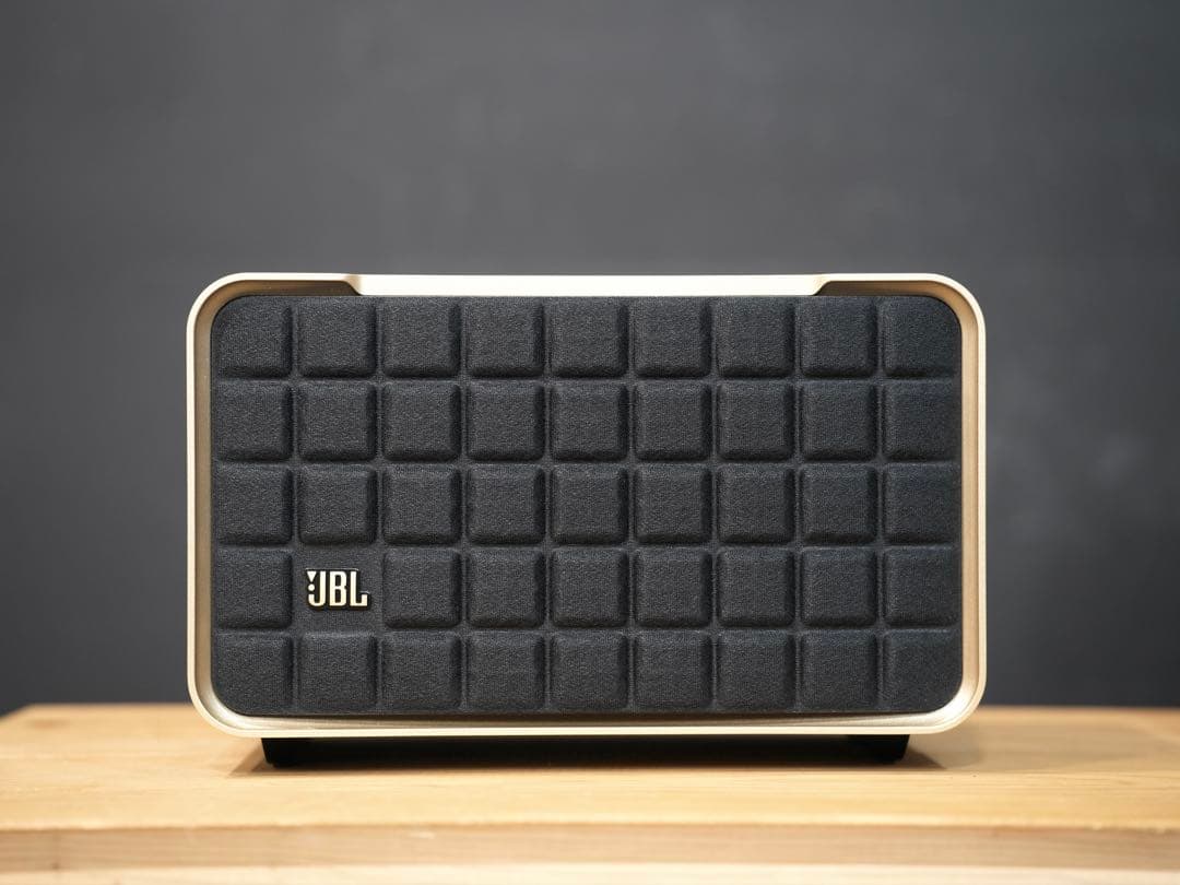 ［限りなく新同品］JBL authentics 200 ［稼働時間5時間］ Amazon.com: JBL Authentics 200 - Retro Style Smart Home Speaker