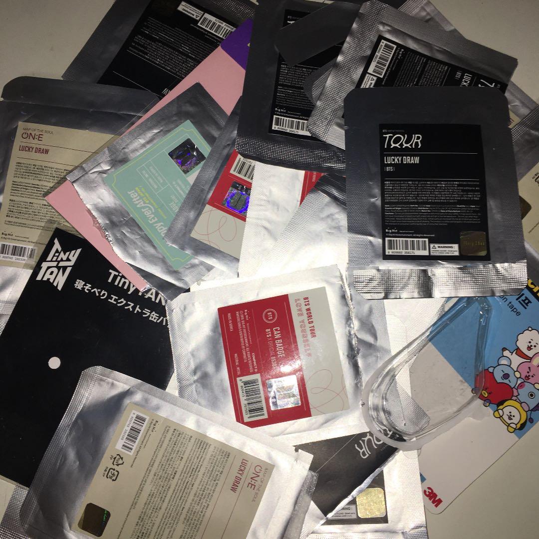 BTS 歴代 袋 ケース （BTSハピエバ〜） BTS Official MERCH BOX #5 ARMY Membership Complete 8 Set mini