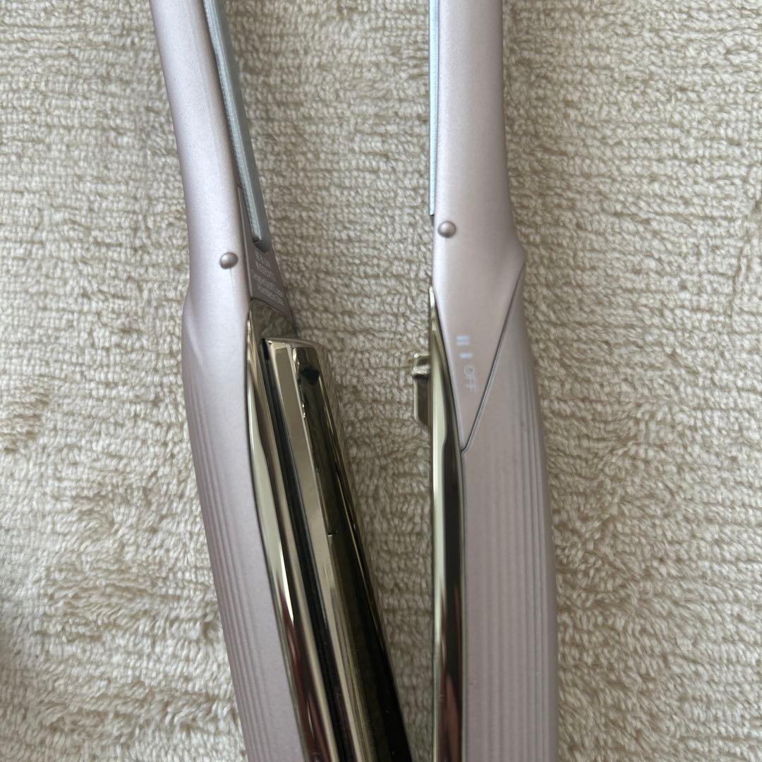 リファフィンガーアイロン ST シャンパンゴールド コンパクトな