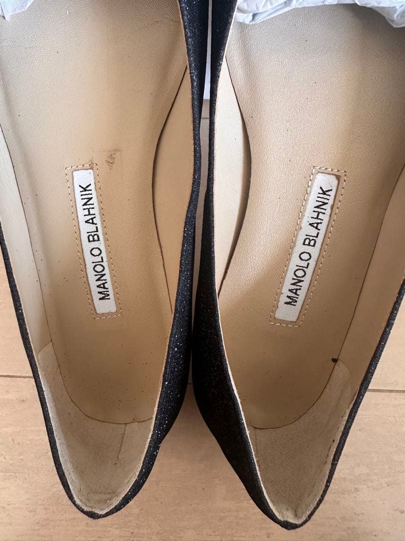 MANOLO BLAHNIK ビジュー付きフラットシューズ 38 - メルカリ