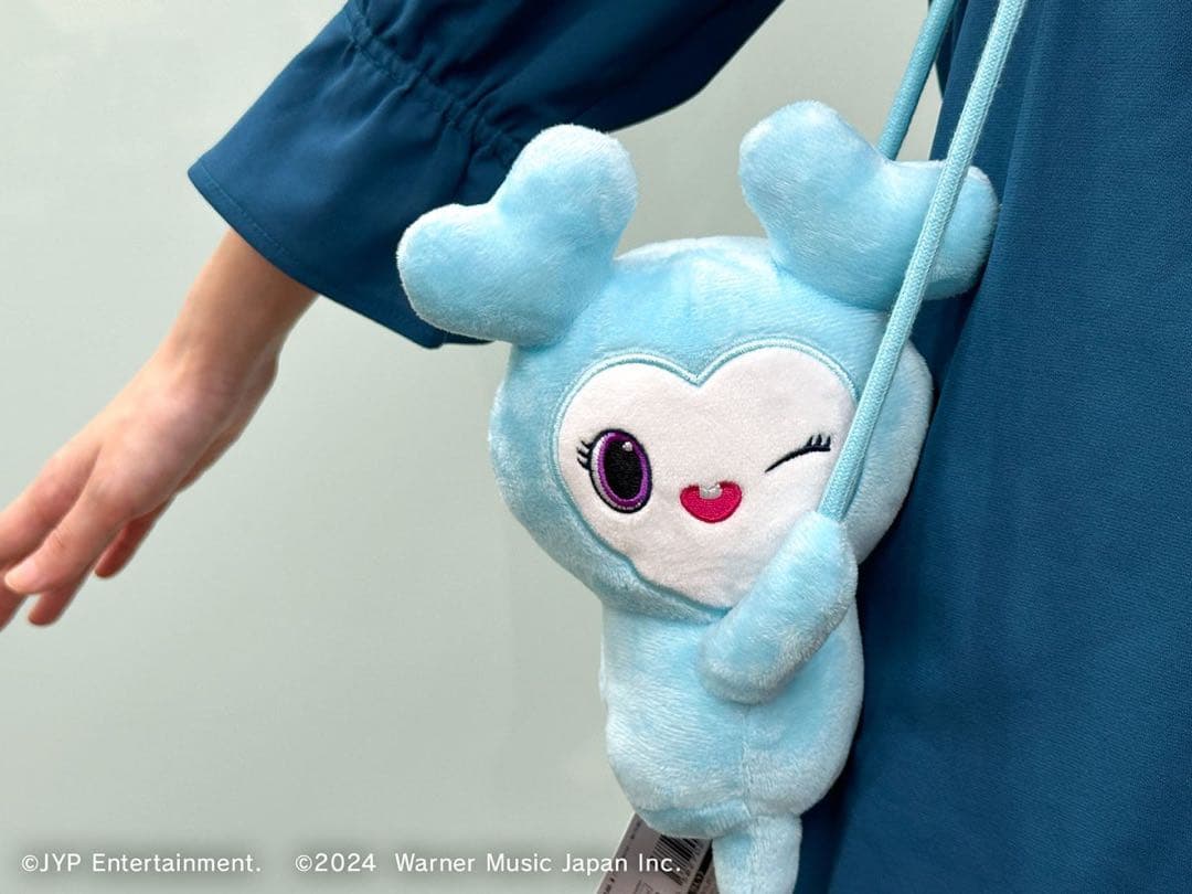 GIGO限定 TWICE LOVERYS だきつき ポシェット ナヨン ナブリー - メルカリ