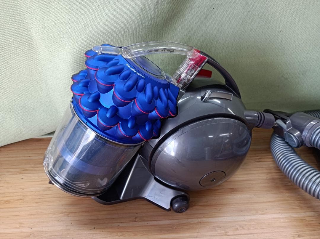 都《KLCLK》Dyson ball fluffy CY24　サイクロン掃除機