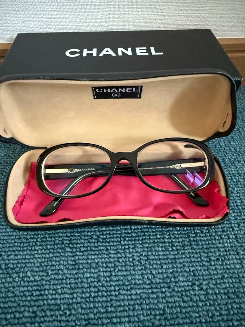 定価￥191,400 ナルトシザー人気モデル MeganeSTIVS