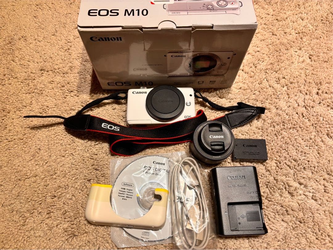 【値下げ】Canonミラーレス一眼カメラ　EOS M10 ホワイト Amazon | Canon ミラーレス一眼カメラ EOS M10 ボディ(ホワイト