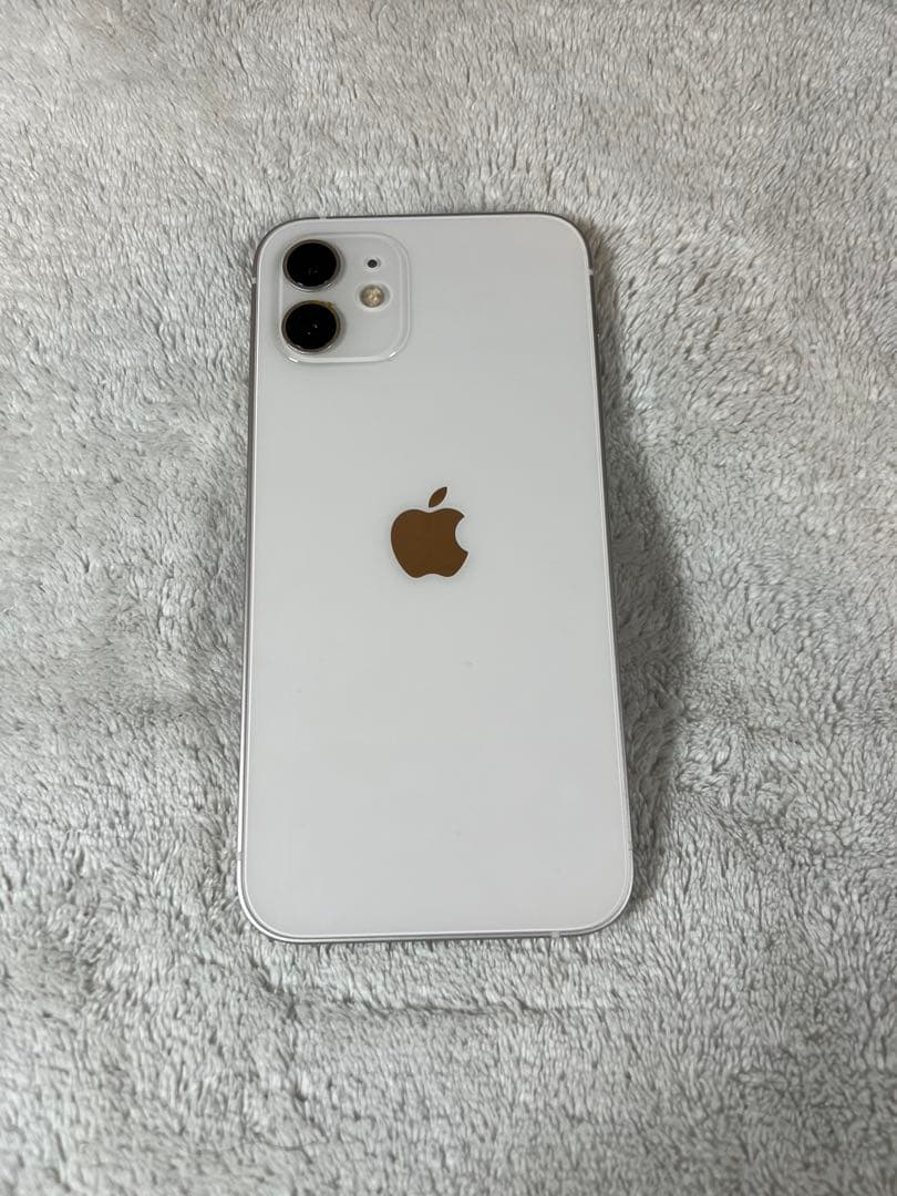 iPhone 12 64GB ホワイト