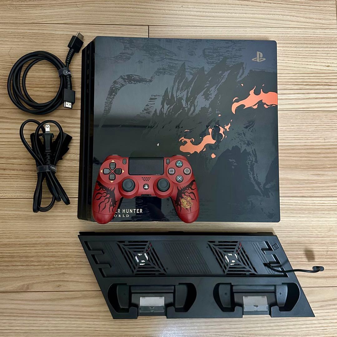 PS4 Pro モンスターハンターワールド：リオレウスエディション 本体