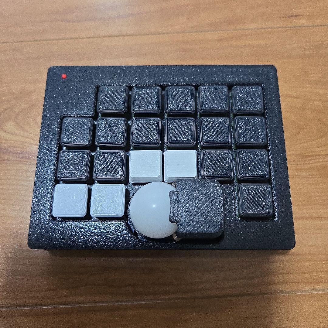 Orbee トラックボール ロープロファイル 無線分割キーボード zmk