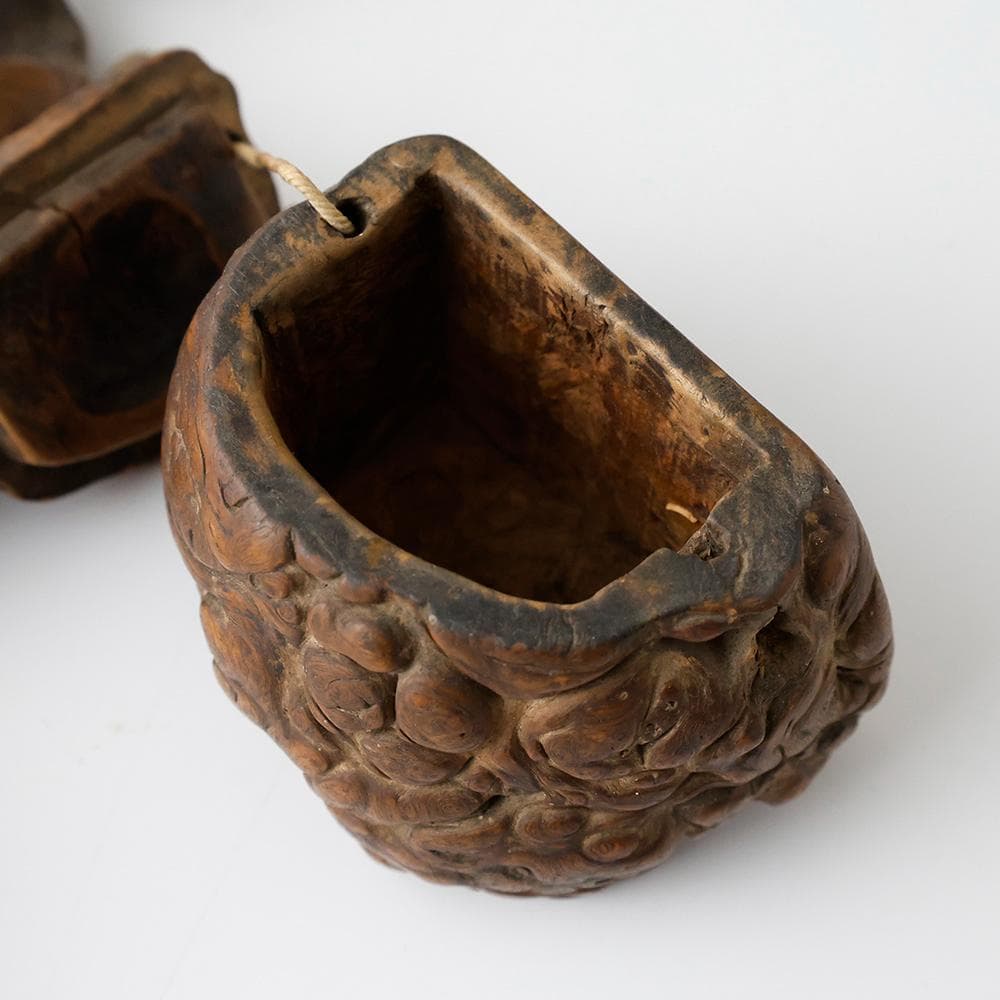 時代 提げ物 塊木瘤木 煙草入れ 螺旋捻り上げ煙管筒 龍図七宝緒締 煙管