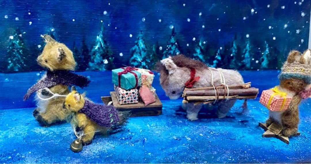 moriのえほん×三浦こずえコラボ作品　クリスマスの準備　ミニチュア　ぬいぐるみ