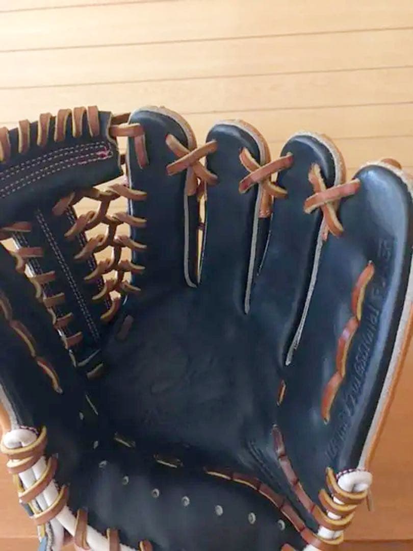 ローリング 井口資仁選手 支給品グローブ - メルカリ