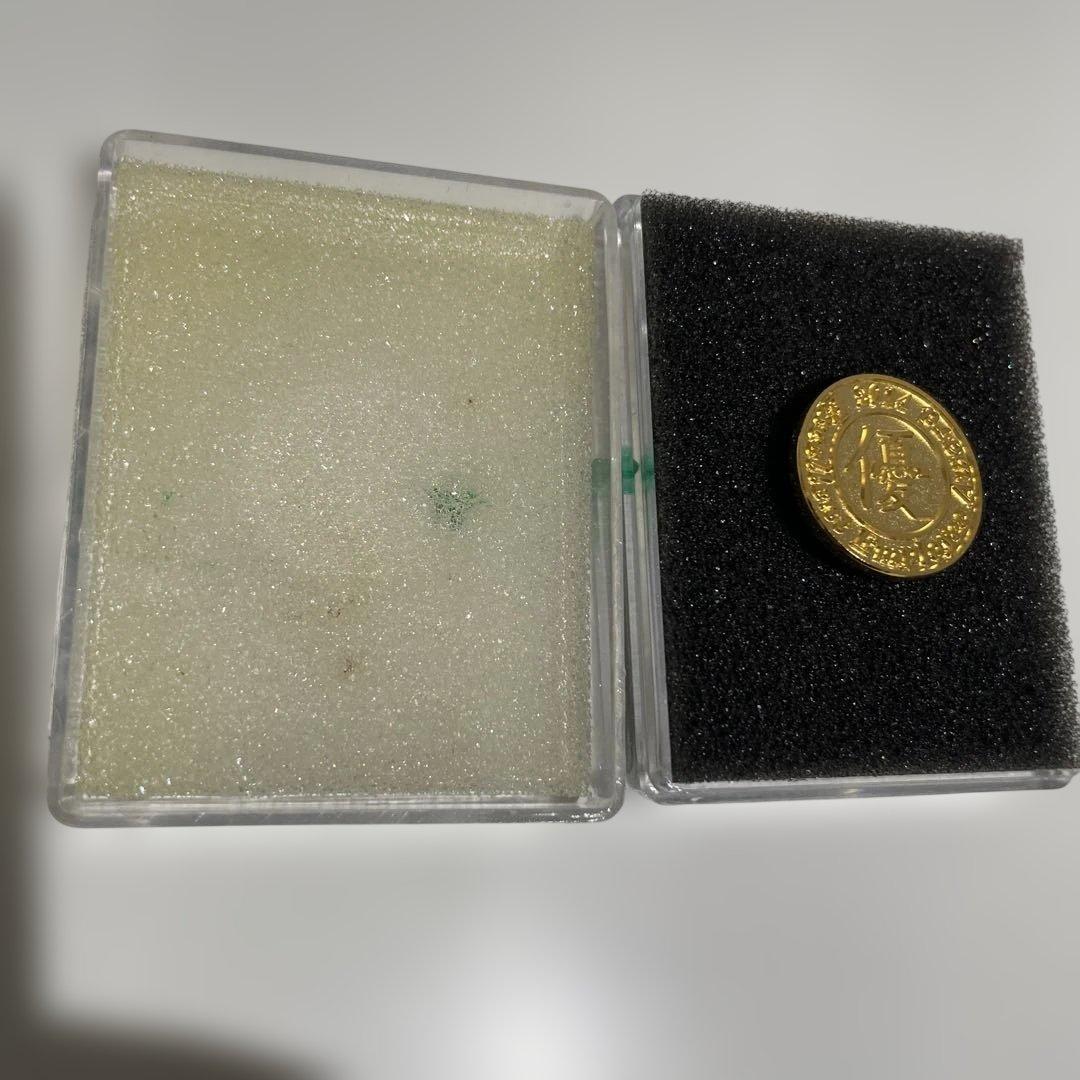 純金　金　バッチ　ピンバッチ　ノベルティ　グッズ　コレクション　5.5g