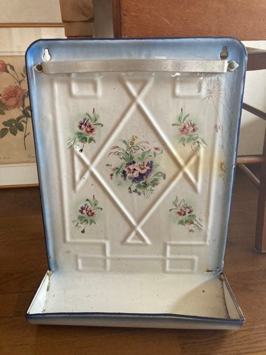 アンティーク ホーロー 花柄レードルラック アンティークの花柄