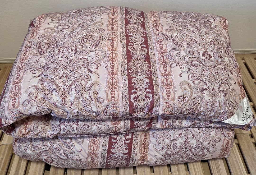 京都西川 atfive 羽毛掛け布団 190×210 ダブル - メルカリ